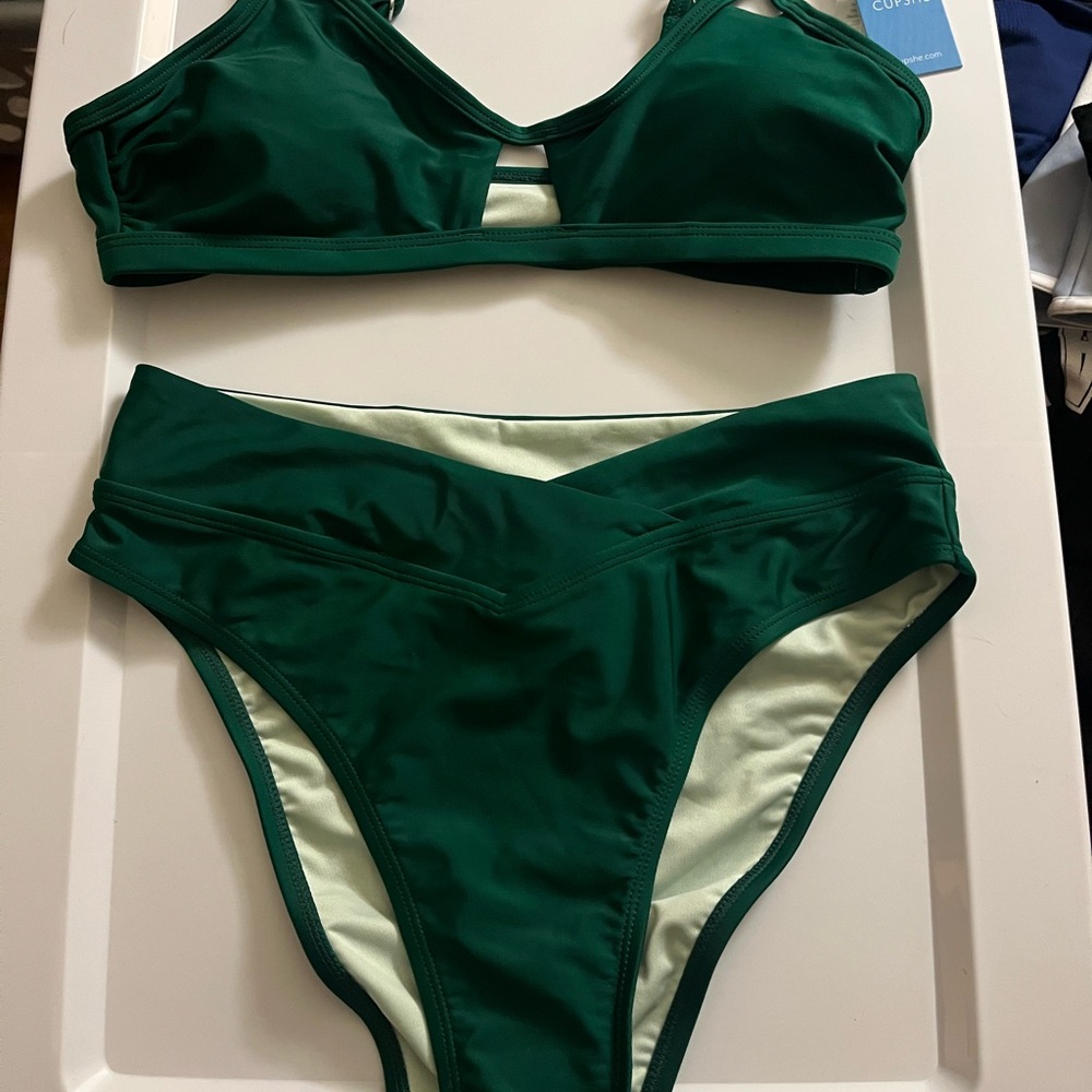 Cupshe Dark Green Bikini Set